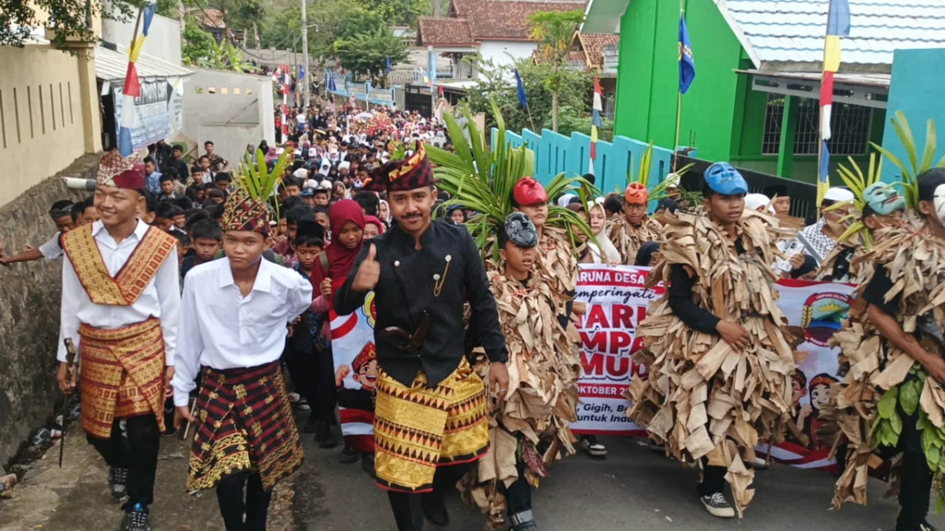 Karang Taruna Desa Kelawi Adakan Upacara Sumpah Pemuda di Lapangan S