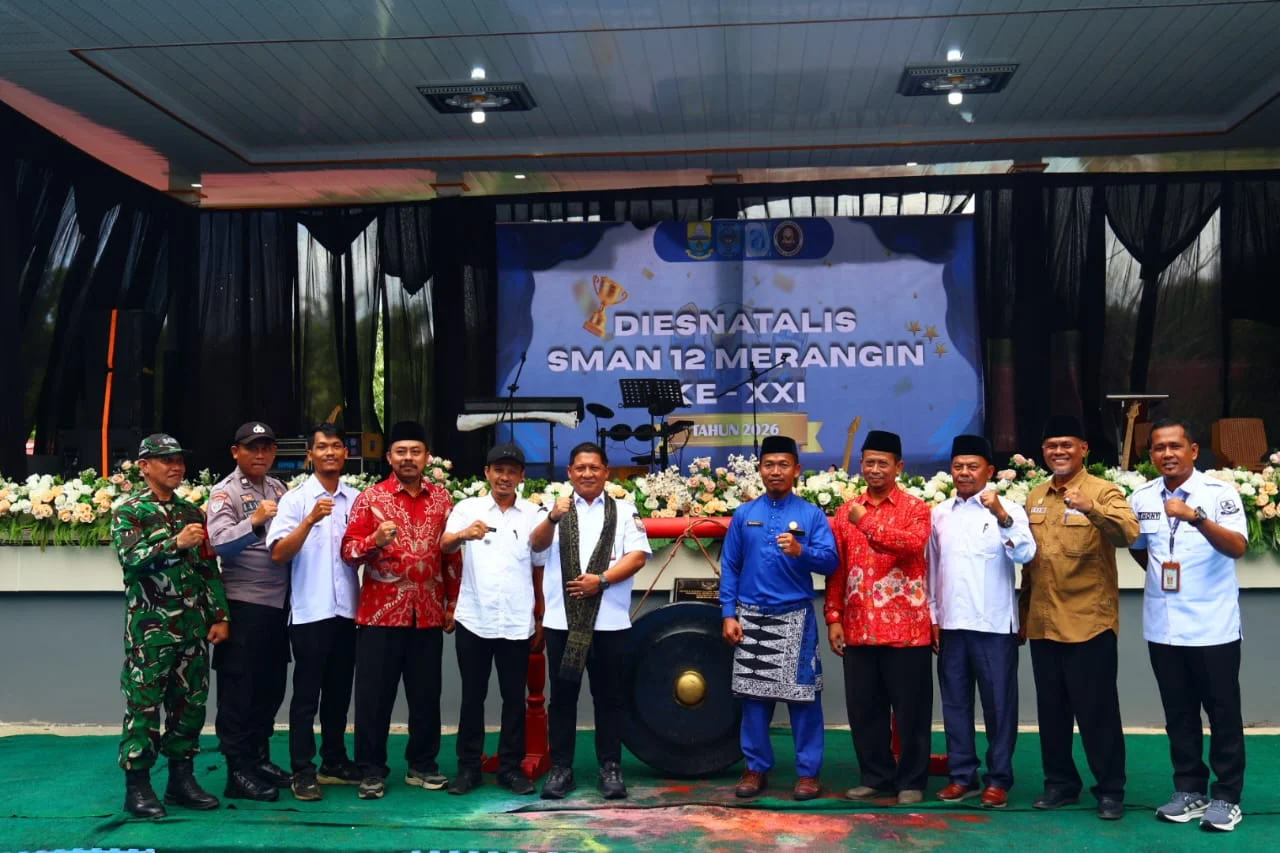 Dies Natalis SMAN 12 Merangin Ke XXI Tahun 2026 Berlangsung Meriah Sekaligus Peresmian Panggung Terbuka
