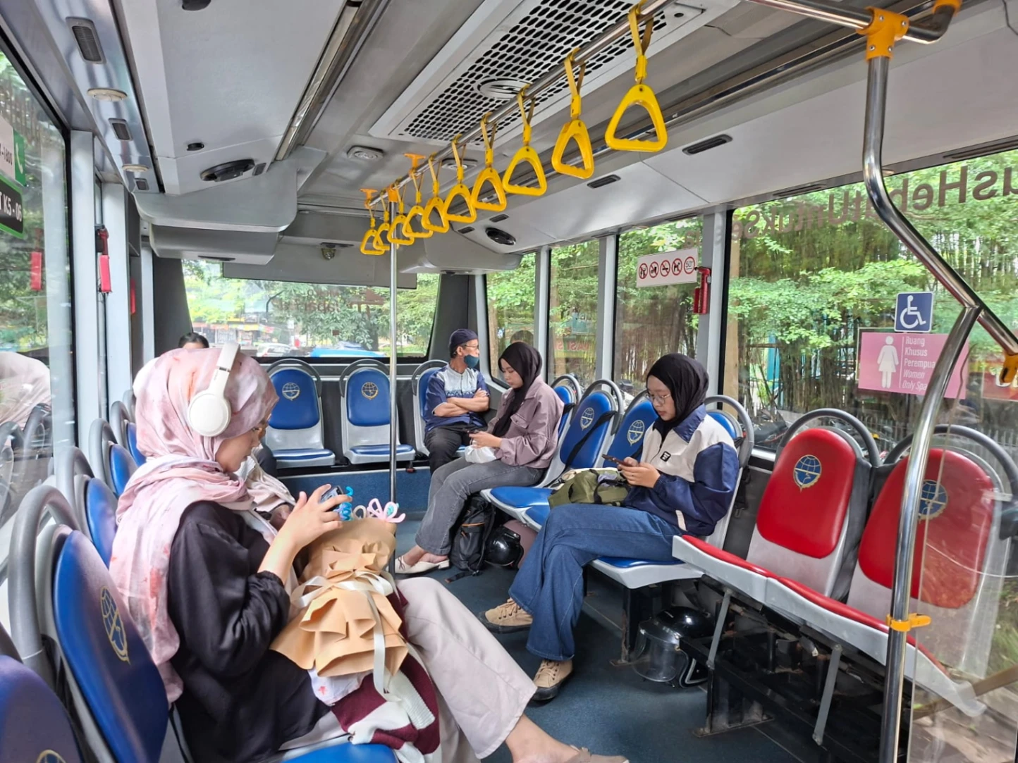 Menagih Keadilan Sosial dalam Insentif Kendaraan Listrik